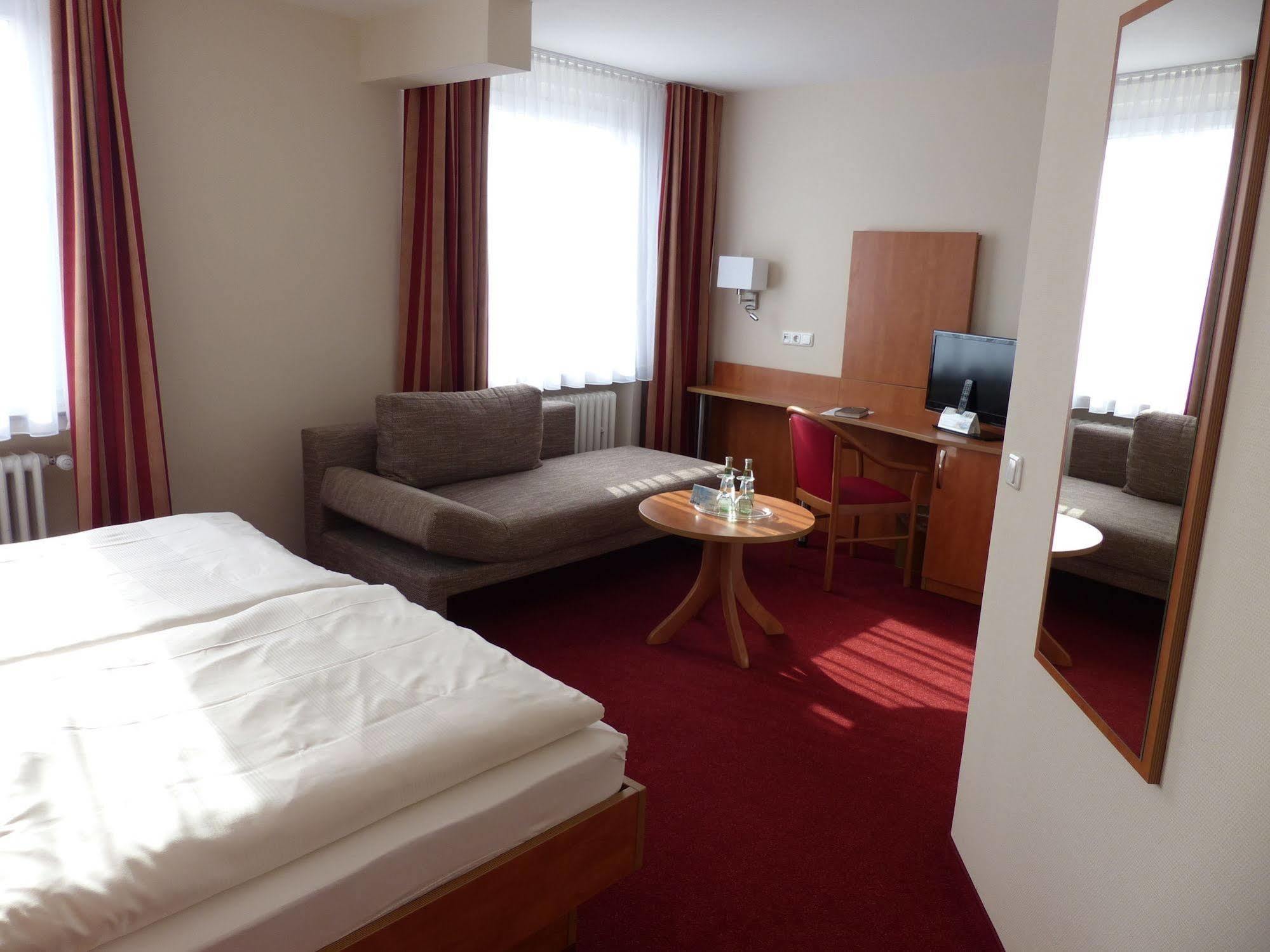 City Hotel By Celina Hagen  Eksteriør billede